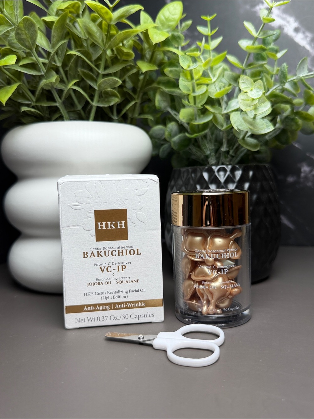 Bakuchiol VC-IP Anti-Aging Facial Oil Capsules — Gold